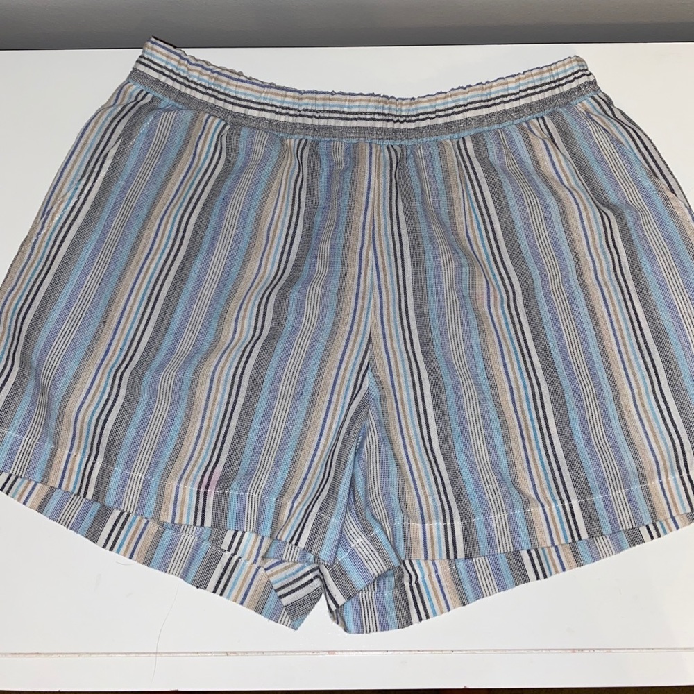 Stripped shorts